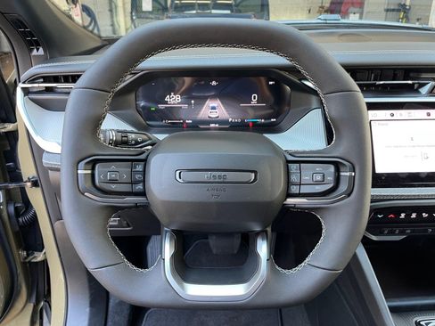 New 2026 Jeep Cherokee Laredo AWD/4WD image 12