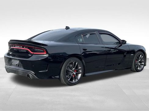 Used 2023 Dodge Charger R/T w/ Performance Handling Group image 7