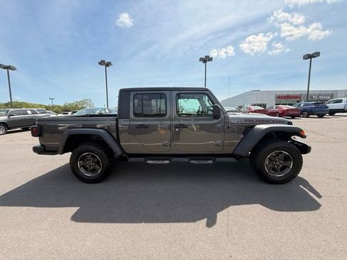 Used 2022 Jeep Gladiator Rubicon w/ Cold Weather Group AWD/4WD image 4