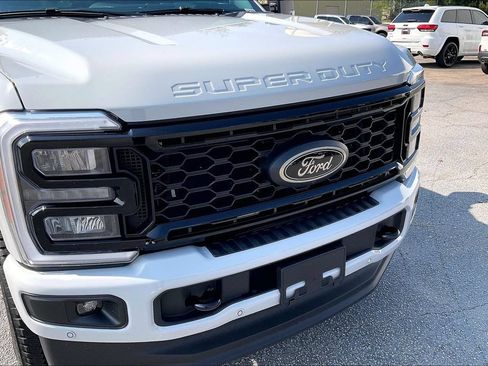 Certified 2025 Ford F250 Lariat w/ Lariat Ultimate Package AWD/4WD image 29