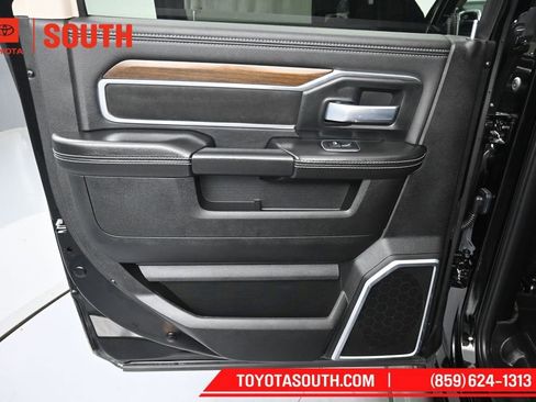 Used 2024 RAM 2500 Laramie AWD/4WD image 27