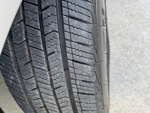 Used 2012 Ford Fiesta SE image 29