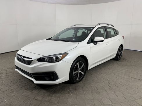 Used 2021 Subaru Impreza Premium image 3