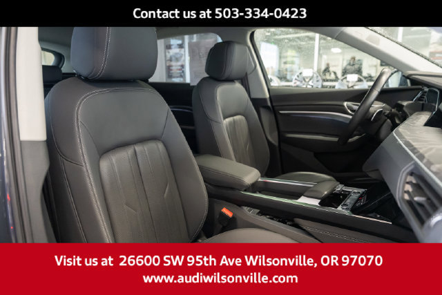 Used 2024 Audi Q8 e-tron Premium Plus AWD/4WD image 29