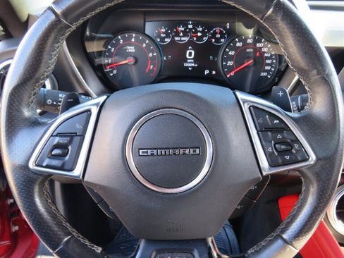 Used 2017 Chevrolet Camaro SS RWD image 17