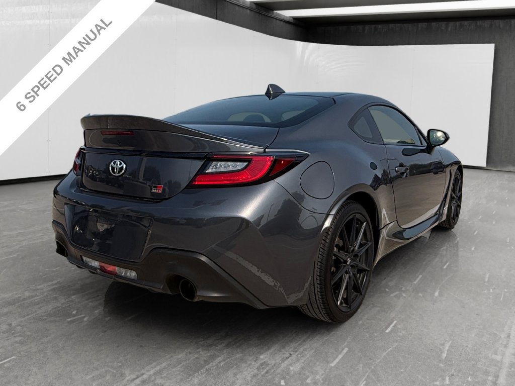 Used 2023 Toyota GR86 Premium RWD image 5