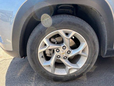 Used 2024 Chevrolet Trax LS w/ LS Convenience Package image 6
