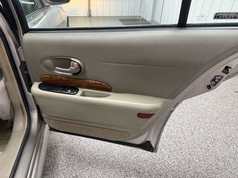 Used 2000 Buick Le Sabre Custom w/ Premium Opt Pkg FWD image 28