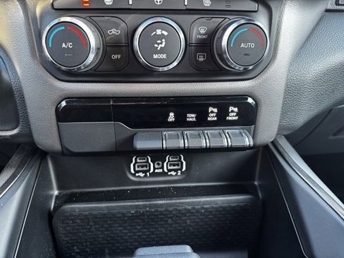 Used 2020 RAM 1500 Sport w/ Night Edition image 13