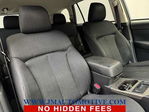 Used 2010 Subaru Outback 2.5i Premium AWD/4WD image 20