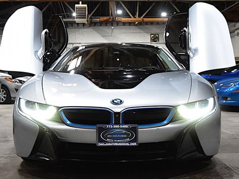 Used 2016 BMW i8 AWD/4WD image 3