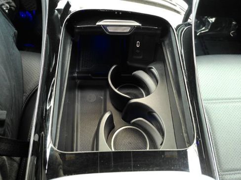 Used 2023 Mercedes-Benz GLC 300 4MATIC image 49