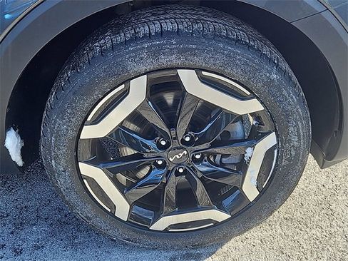 Used 2023 Kia Telluride S image 10