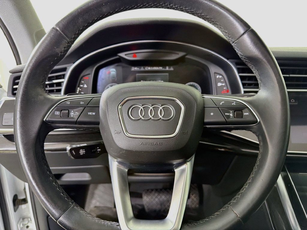 Used 2023 Audi Q7 3.0T Premium Plus AWD/4WD image 14