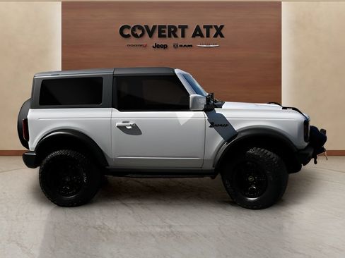 Used 2021 Ford Bronco Outer Banks w/ Sasquatch Package AWD/4WD image 6