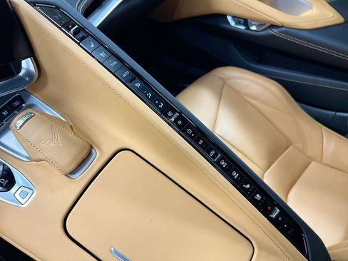 Used 2021 Chevrolet Corvette Stingray Preferred Cpe w/ Z51 Performance Package RWD image 16