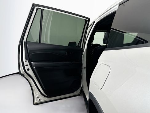 Used 2023 Honda Passport EX-L image 26