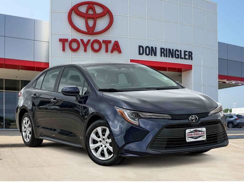 Used 2024 Toyota Corolla LE image 1