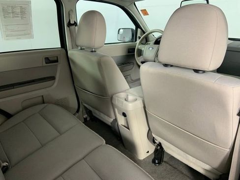 Used 2012 Ford Escape XLT AWD/4WD image 11