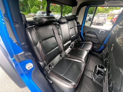Used 2021 Jeep Gladiator Rubicon AWD/4WD image 19
