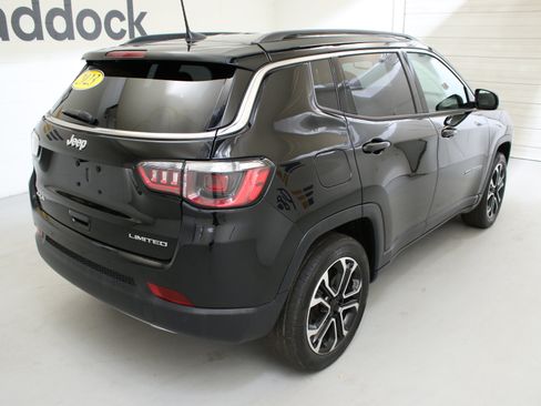 Used 2023 Jeep Compass Limited AWD/4WD image 9