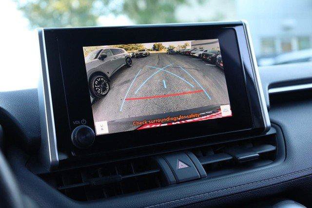 Used 2025 Toyota RAV4 XLE AWD/4WD image 13