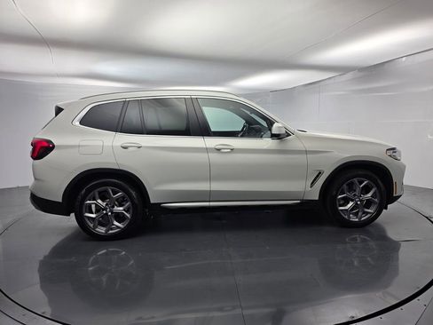 Used 2023 BMW X3 xDrive30i w/ Premium Package AWD/4WD image 3