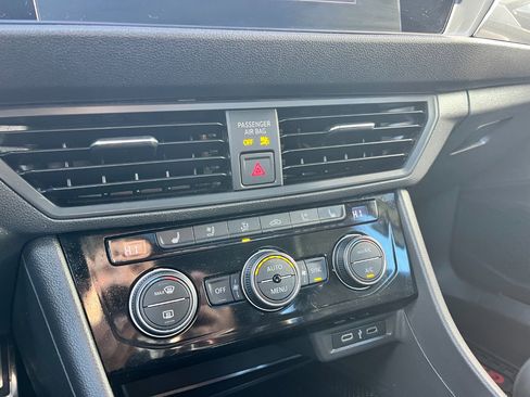 Used 2021 Volkswagen Jetta GLI Autobahn w/ GLI Autobahn Black Package image 28