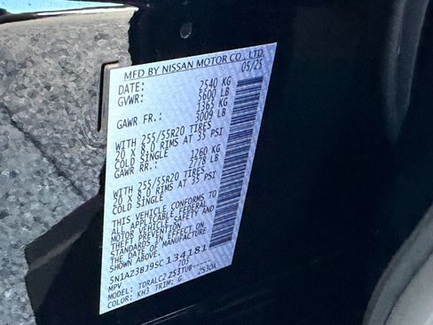 Certified 2025 Nissan Murano SV FWD image 21