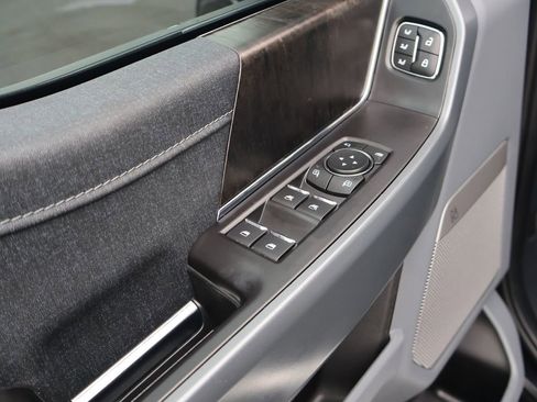 Used 2022 Ford F150 Lariat w/ Equipment Group 501A Mid image 22