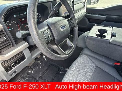 Used 2025 Ford F250 XLT AWD/4WD image 10