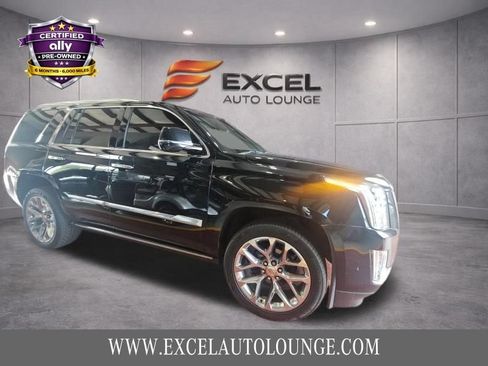 Used 2017 Cadillac Escalade Platinum AWD/4WD image 9