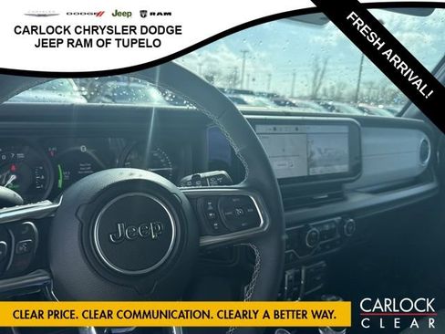 Used 2025 Jeep Wrangler Sahara w/ Safety Group image 27