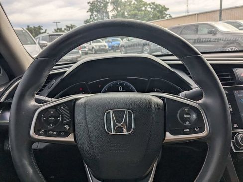 Used 2017 Honda Civic Touring image 22