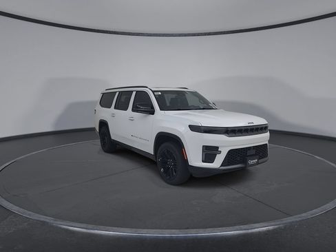 New 2026 Jeep Grand Wagoneer L Limited AWD/4WD image 2