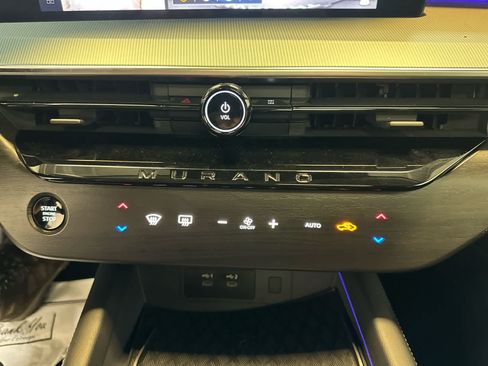 Certified 2025 Nissan Murano SL w/ Cargo Package AWD/4WD image 18
