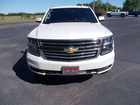 Used 2018 Chevrolet Suburban LT AWD/4WD image 10