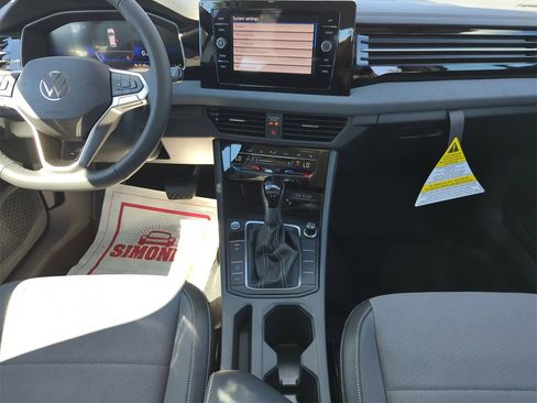 New 2026 Volkswagen Jetta SE image 22