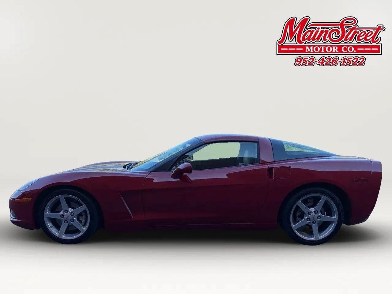 Used 2005 Chevrolet Corvette Coupe w/ Preferred Equipment Group RWD image 4