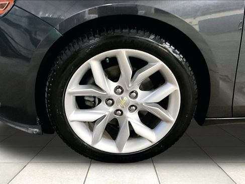 Used 2014 Chevrolet Impala LT FWD image 9