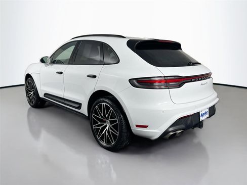 Used 2023 Porsche Macan S image 4