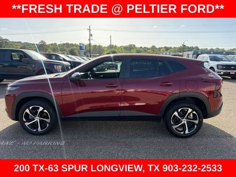 Used 2024 Chevrolet Trax RS FWD image 6