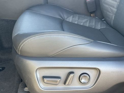 New 2025 Toyota 4Runner TRD Off-Road Premium image 18