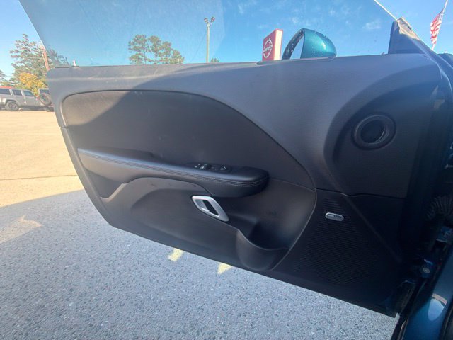 Used 2022 Dodge Challenger SXT w/ Driver Convenience Group RWD image 21