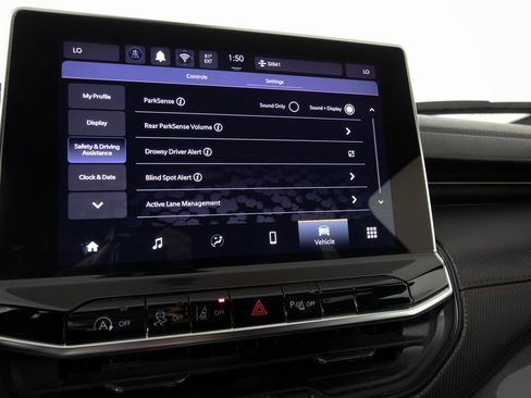 Used 2024 Jeep Compass Trailhawk image 25