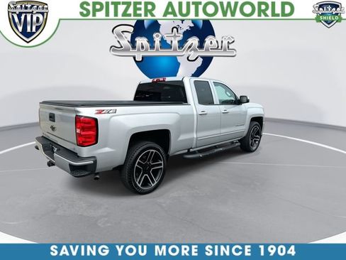 Used 2018 Chevrolet Silverado 1500 LT w/ LPO, Black Pack AWD/4WD image 9