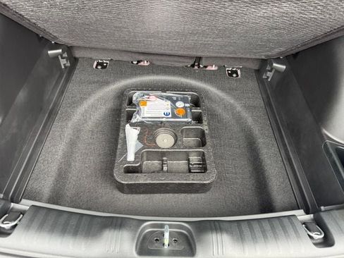 New 2026 Jeep Compass Limited image 28