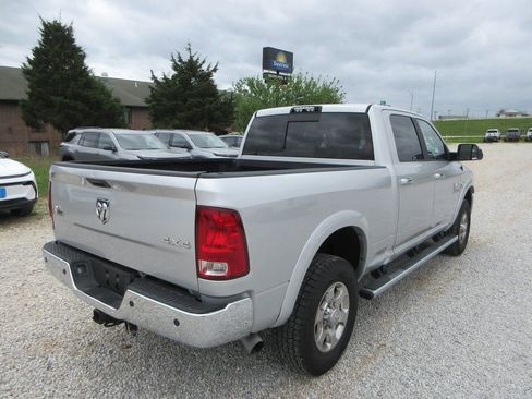 Used 2018 RAM 3500 Big Horn image 3
