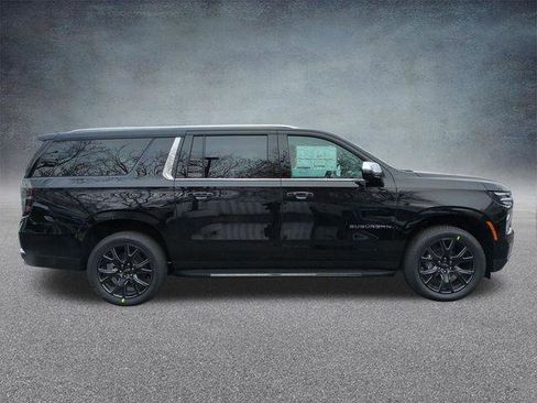 New 2026 Chevrolet Suburban Premier w/ Sun And Tow Package image 3