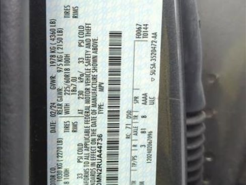 Used 2024 Ford Escape ST-Line w/ Cold Weather Package image 28